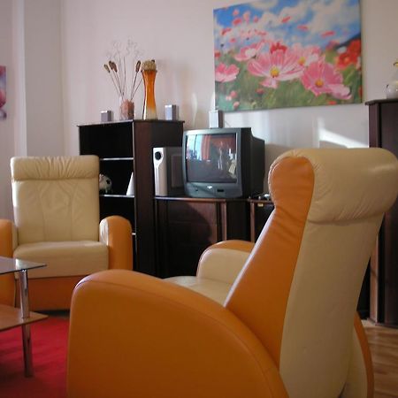 Vacation Apartment Up To 10 Pressburg Zimmer foto